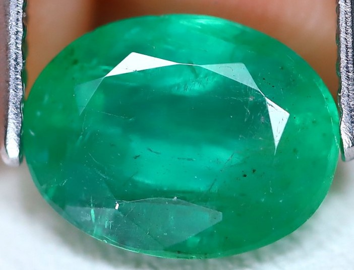 Emerald  Valuation Report 133113, 2.20 cts.