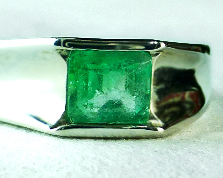 Emerald  Valuation Report 89337, 0.67 cts.