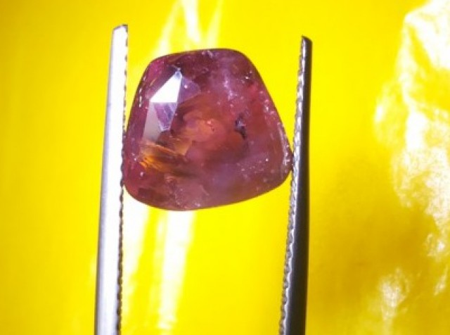 Ruby  Valuation Report 89057, 5.21 cts.