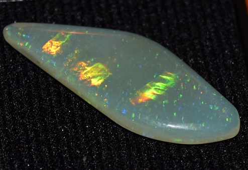 Opal (Australia)  Valuation Report 94795, 10.00 cts.