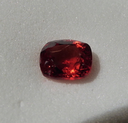 Spinel  Valuation Report 106689, 1.06 cts.