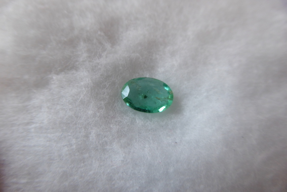 Emerald  Valuation Report 106637, 1.01 cts.