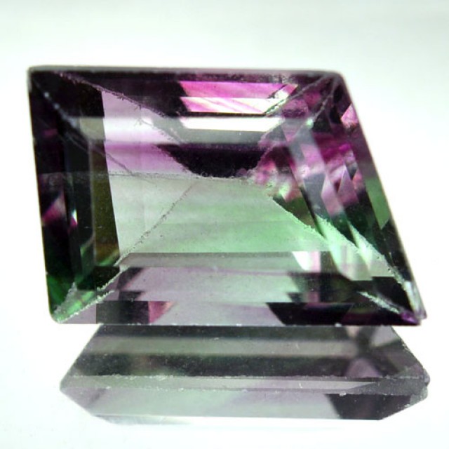 Fluorite  Valuation Report 107680, 5.82 cts.