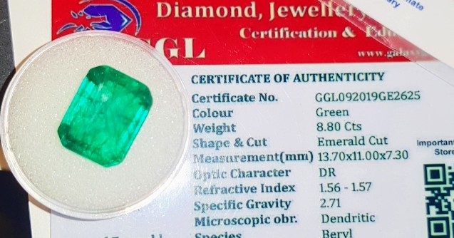 Emerald  Valuation Report 127840, 8.80 cts.