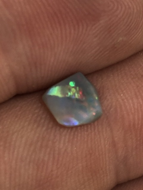 Opal (Australia)  Valuation Report 128762, 0.90 cts.