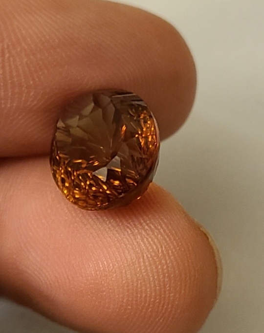 Topaz  Valuation Report 131126, 15.09 cts.